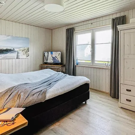 Stunning In Ostseeresort With Sauna Nyaraló Olpenitz